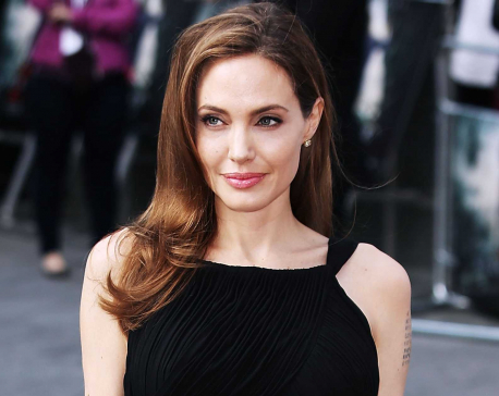 Angelina Jolie is planning to retire from Hollywood ?
